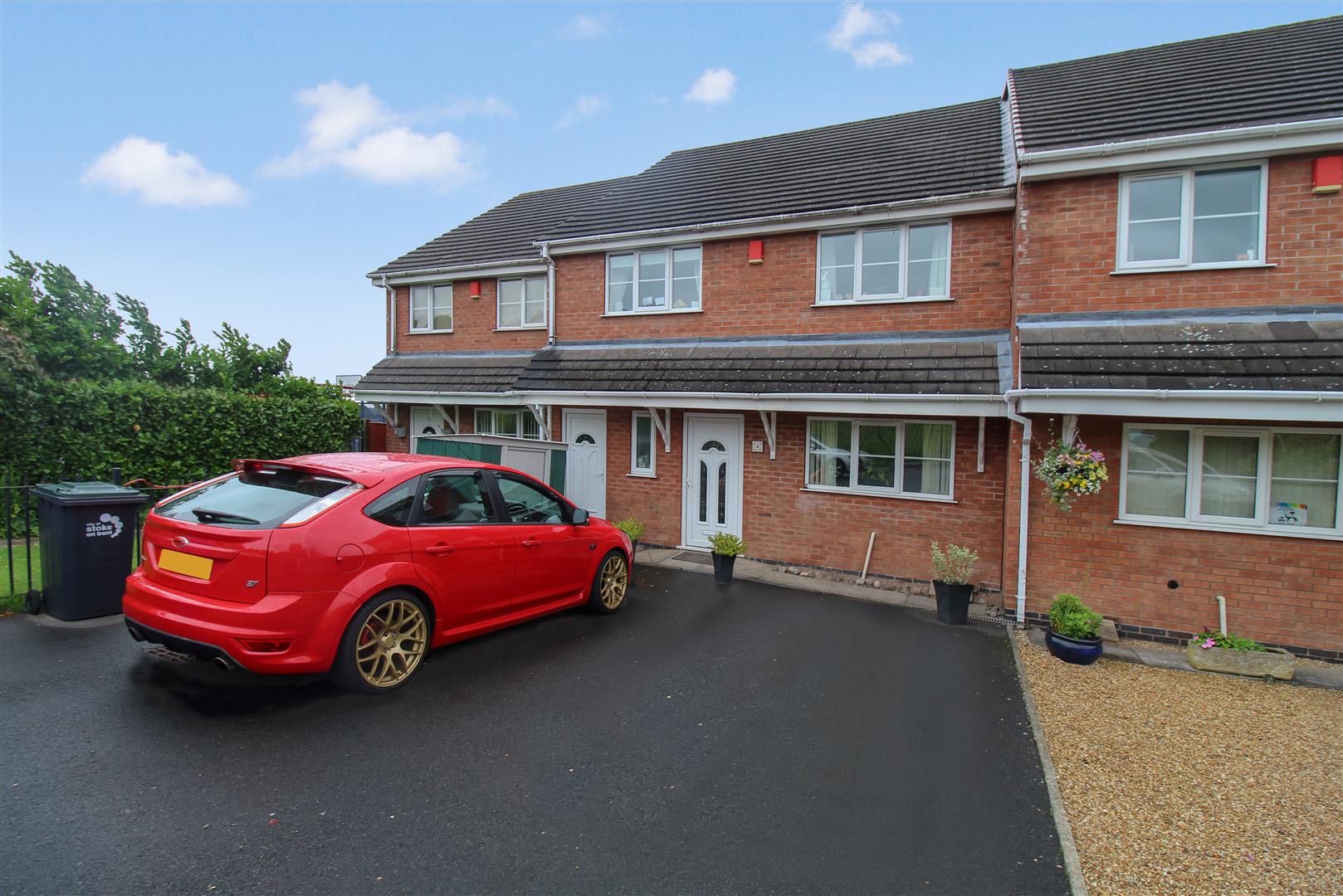 Parkview Grove, Baddeley Green, Stoke-On-Trent